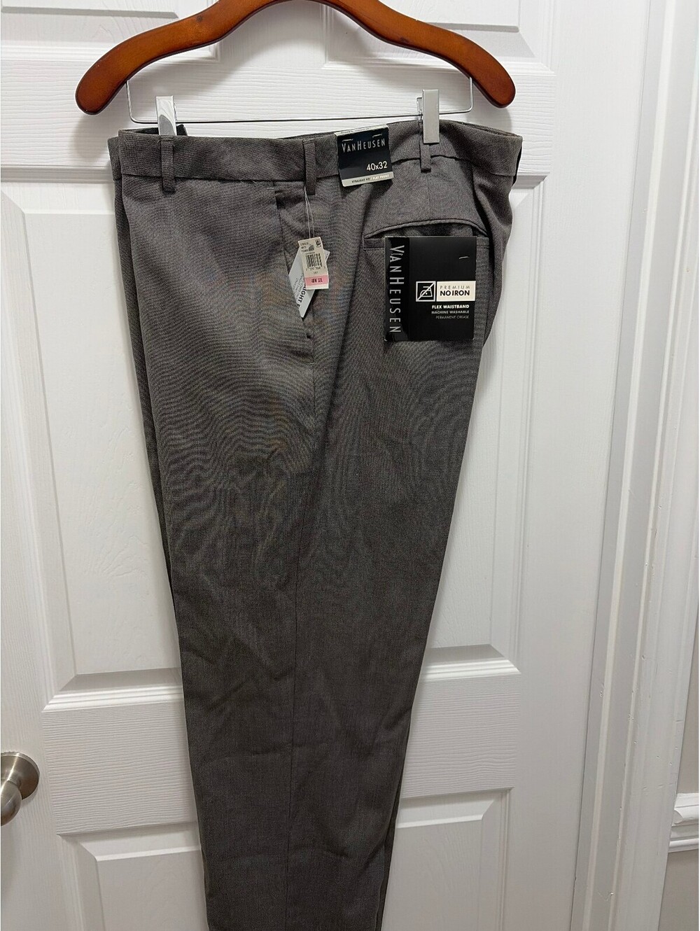 Van Heusen Premium Norion Gray Dress Pants 40x32 Flex Waistband Machine Washable